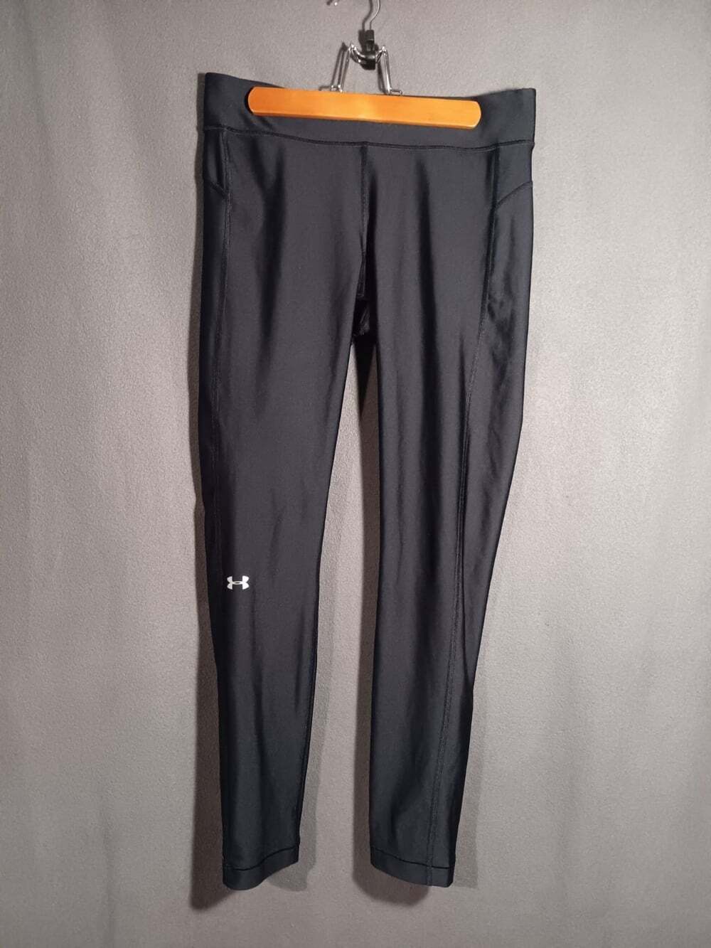 Under Armour Women’s Compression Leggings Lot of 2 Large Black Grey Athletic
